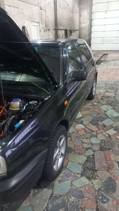 Продам гольф 3 1994 года.