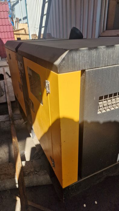Срочно продам дизельный генератор  50 kv