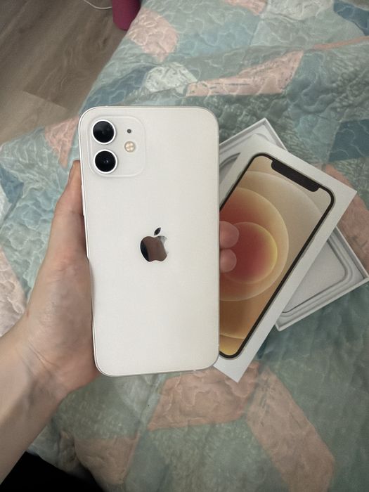 Iphone 12 в хорошем состоянии