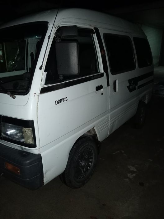 Damas sotladi 1999 yil