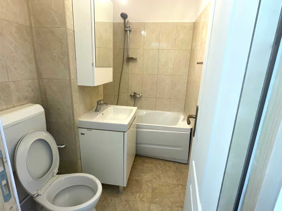 Apartament cu 3 camere in mun. Brasov
