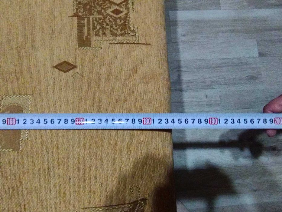 Диван с падащ гръб