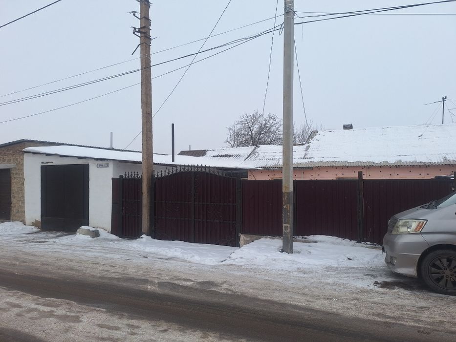 Полдома на 64квартале