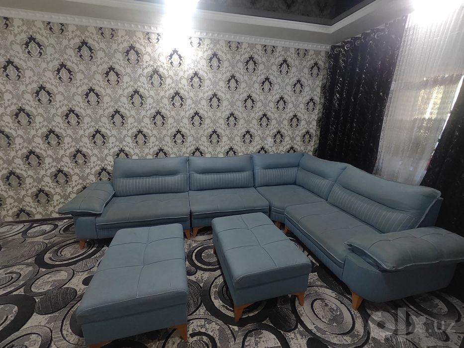 Ugolok divan mehmonxona uçun Turkça uslubda çiroyli dizayn