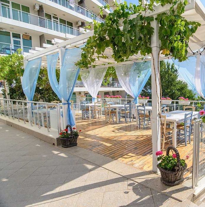 Продава се Двустаен апартамент в Бяла - 87 кв.м за 840 €/кв.м - Снимка #13