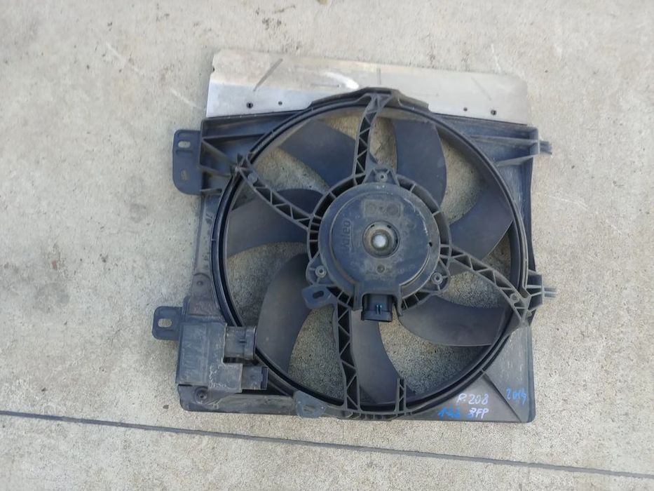 electroventilator 1.4b 8fp  peugeot 208 96372a01