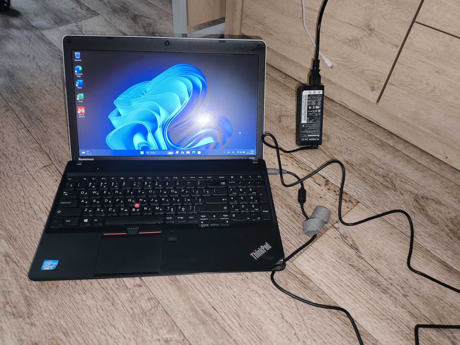Продам ноутбук Lenovo ThinkPad Edge E530