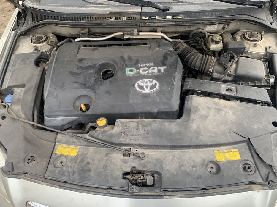 Toyota Avensis 2.2DCAT 177/2.0D4D 116hp/2.0VVT-i 147кс- На Части