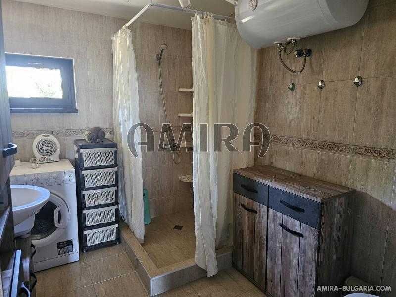 Къща с красива панорама сред природата