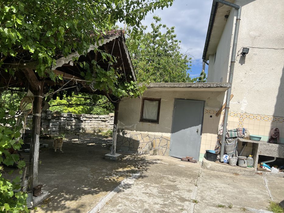 Къща село великан