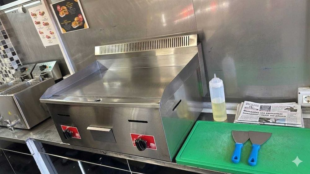 Foodtruck complet echipat pt burgeri, sandvishuri, sarat VAN APPETIT