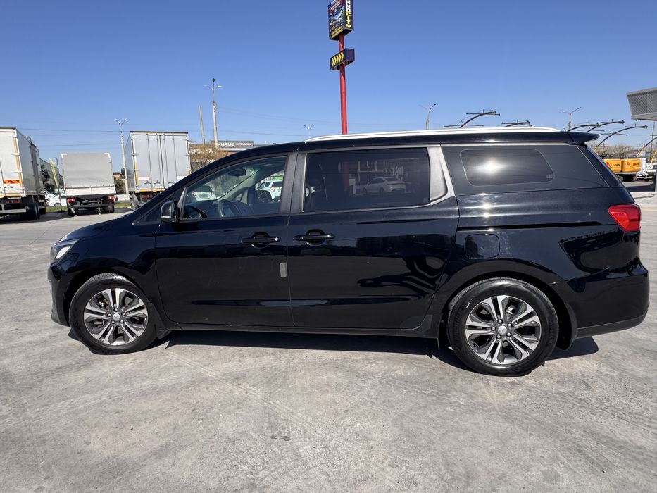 Kia Grand Carnival 2020 Benzin