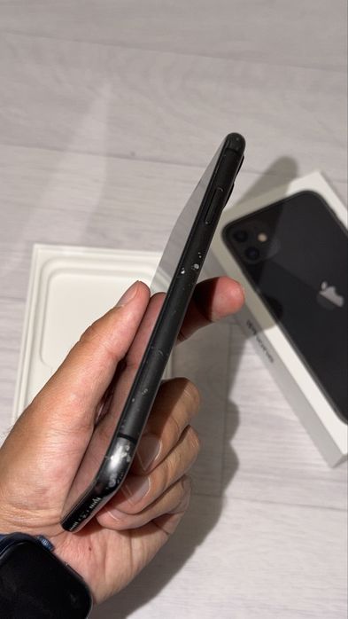 iPhone 11 128 гб 73% аккум