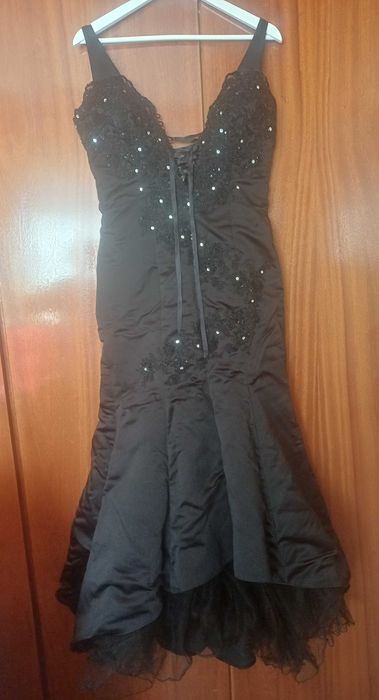 Дамска официална рокля