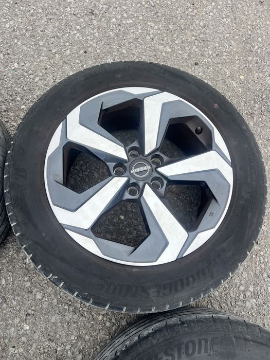 Оригинални джанти Nissan Qashqai/ Нисан кашкай-18цола 5х114.3 66.1/ J7 1/2x18 ET 45 подходящи за всички японски автомобили също така и за Рено