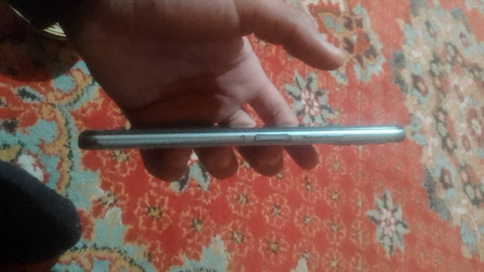 Tecno spark 8p 4/64