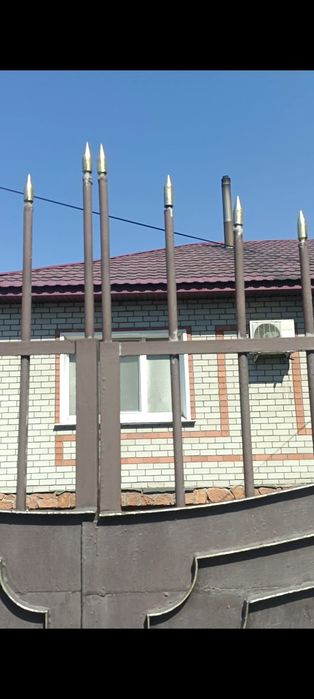 Ворота распашные Б У со столбами в комплекте