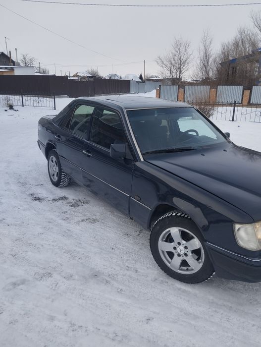 Продам Mercedes 124 кузов