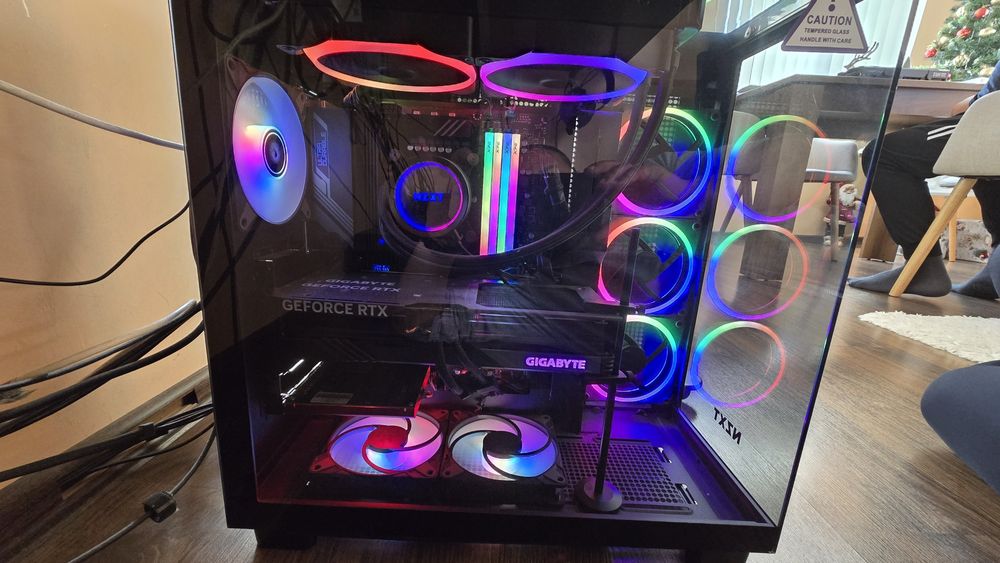 Видео карта gigabyte 12gb.