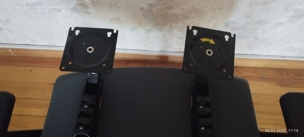 Кронштейн двойной для Монитора