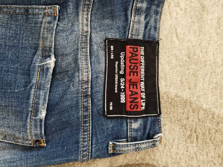 Дамски дънки на  PAUSE