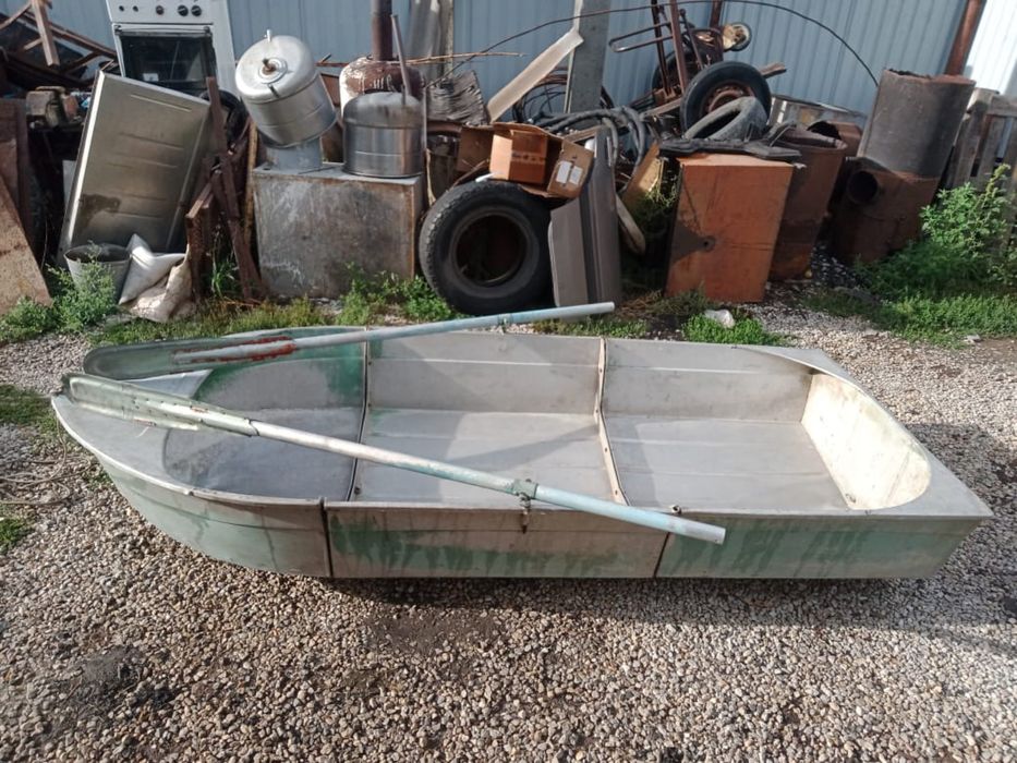 Лодка алюминиевая/баркас