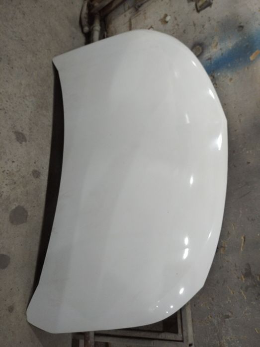 Продам капот кобальт