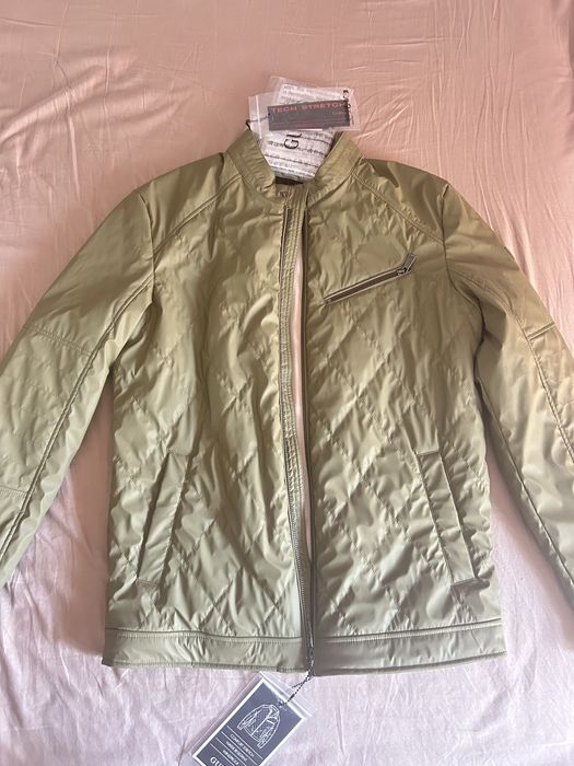 Мъжко яке Guess