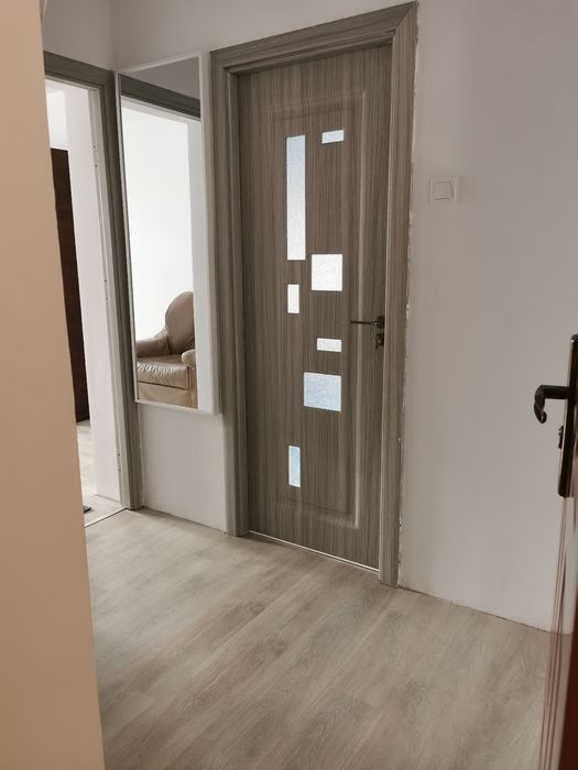 închiriez apart 2 camere T Vladimirescu VIVID Club /Shabab