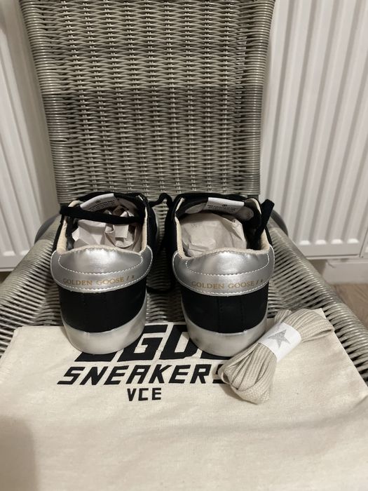 Adidasi dama golden goose