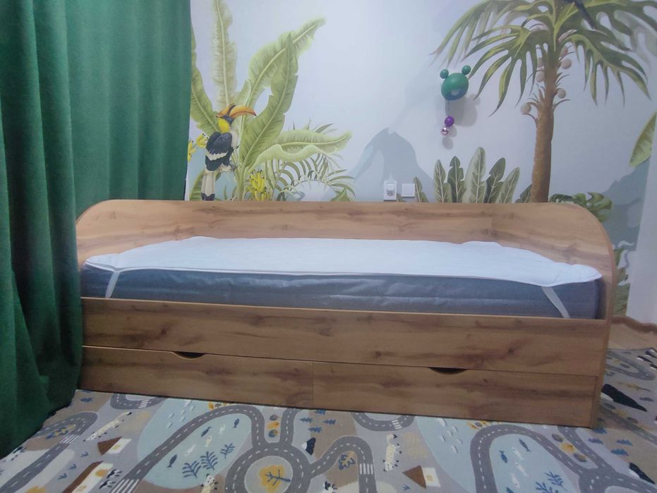 Продам кровать 1.5