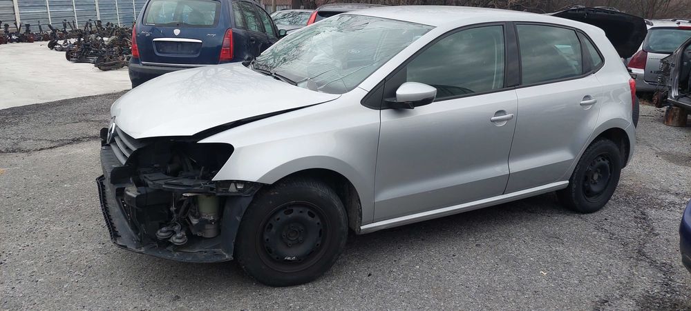 VW Polo 1,4i , Фолксваген Поло на части!!
Януари 2010