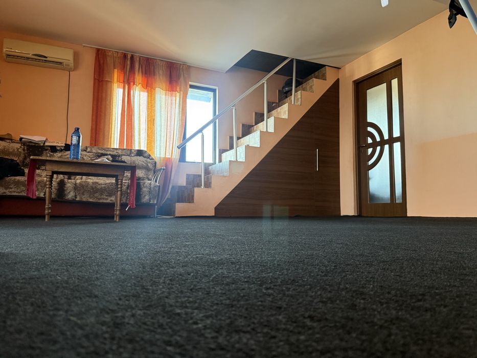 Casa Bucov, str.Nicole Iorga,construtie 2010 ,P+E+M,