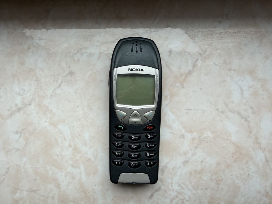Nokia 6210 functional! De colectie!