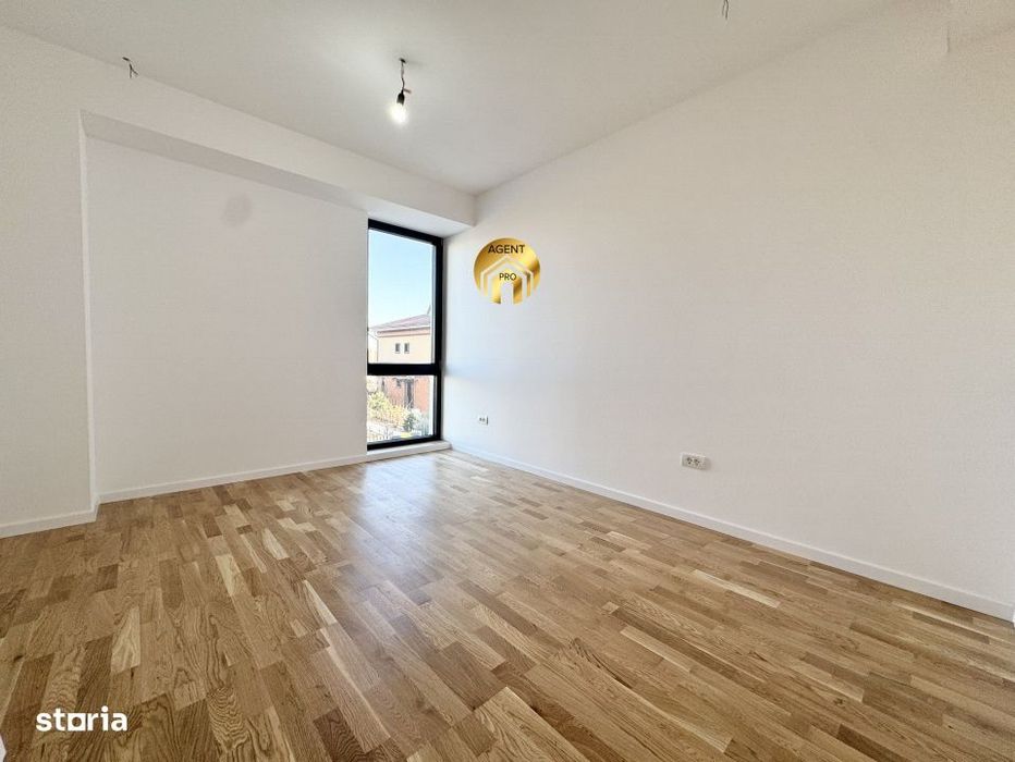 Vila P+1+M - 5 camere - Piscina in Complex, Otopeni Odaile