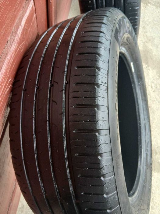 Vând anvelope de vară Continental 205/55/R16