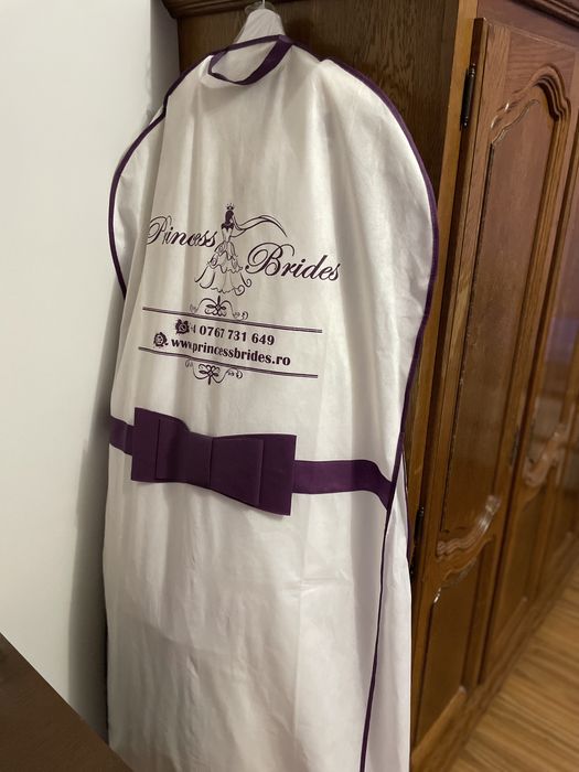 Rochie Mireasa Brides