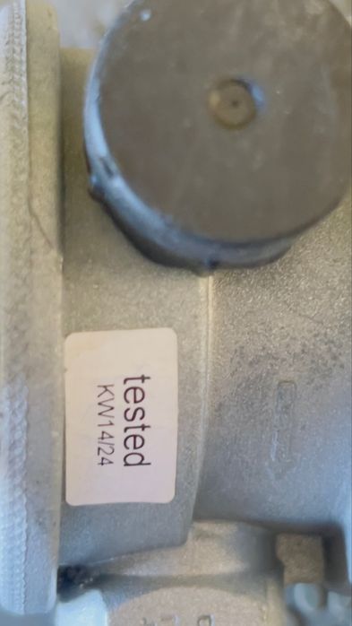 Регулатор двустепенен 30 mbar за 2 бутилки