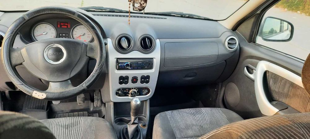 Dacia Logan 1.4 MPI 2011