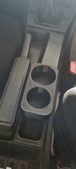 Поставка за чаши за BMW e36 e46 e30 e39 e90 е81 къпхолдър