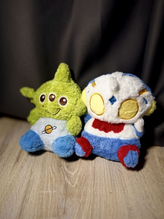 13 новых мягких игрушек.