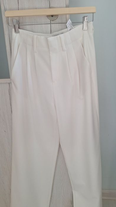 Pantaloni dama din stofă