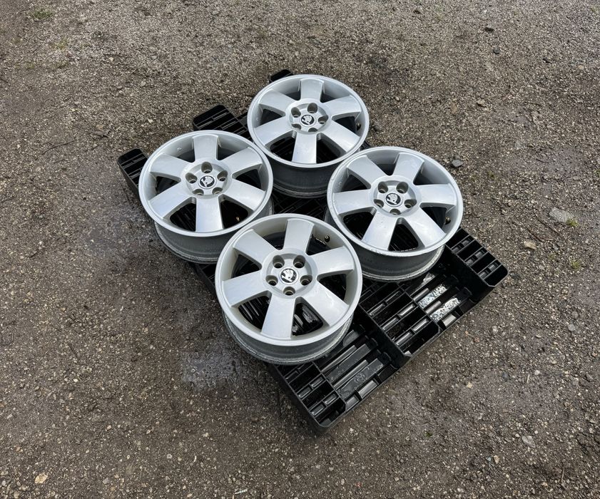 4бр.Алуминиеви джанти 15цола 5x100 за Skoda Fabia,Vw Polo,Seat,Audi A1