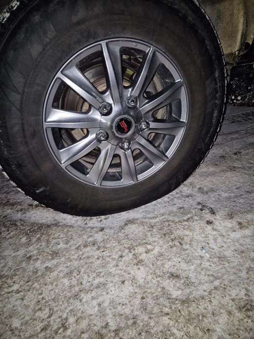 Титаны 17 с резиной