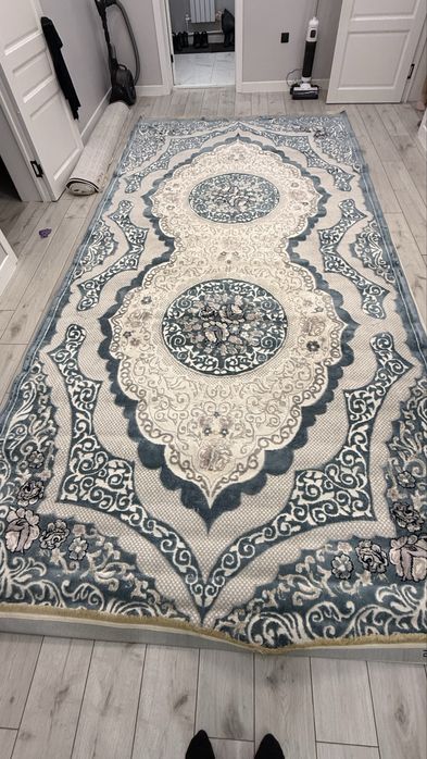 Продам коврик б/у