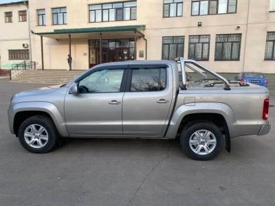 Deflector capota paravanturi geam amarok