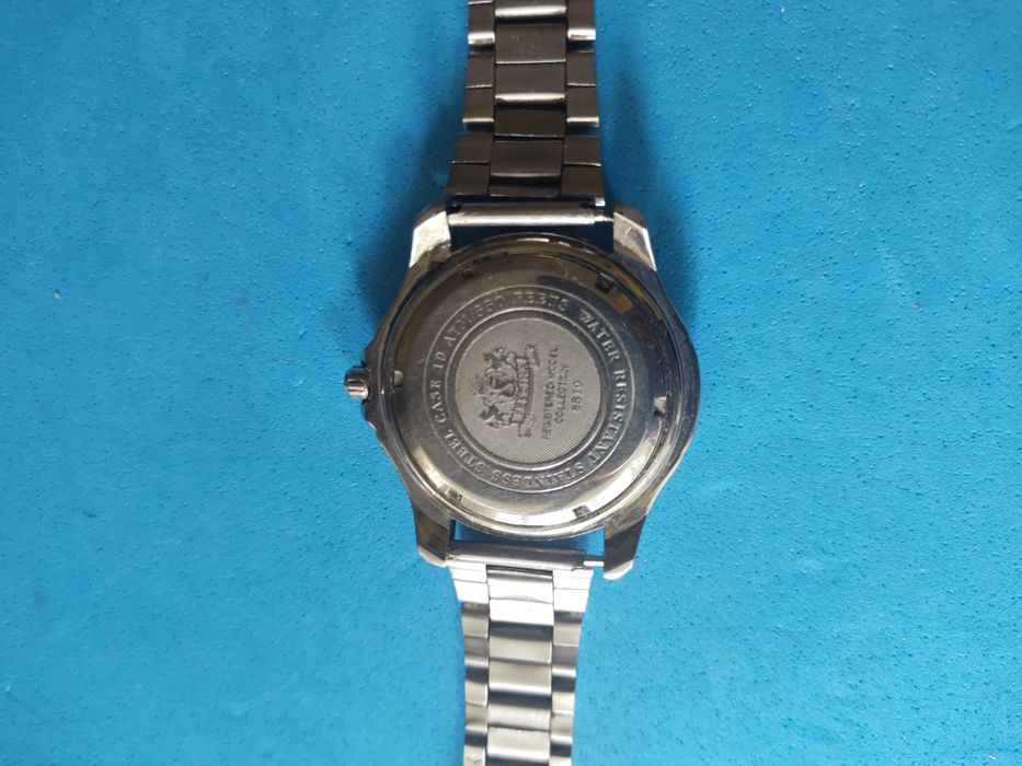 Часовници FESTINA и SEIKO Quartz