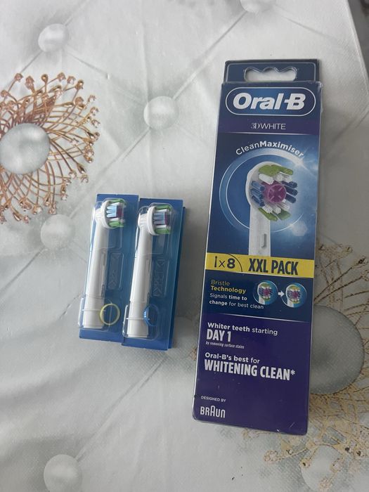 Oral B 3D white глави
