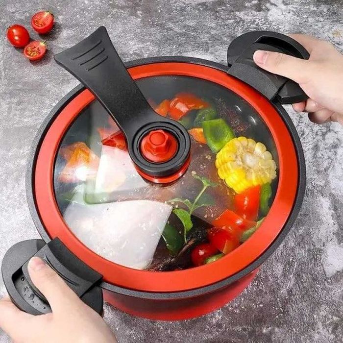 Херметическа тенджера със заключващ капак и незалепващо покритие