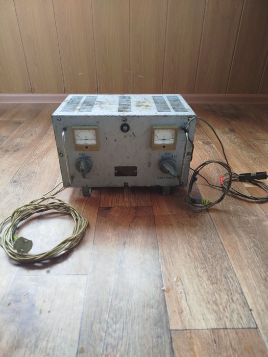 Продам зарядную станцию.